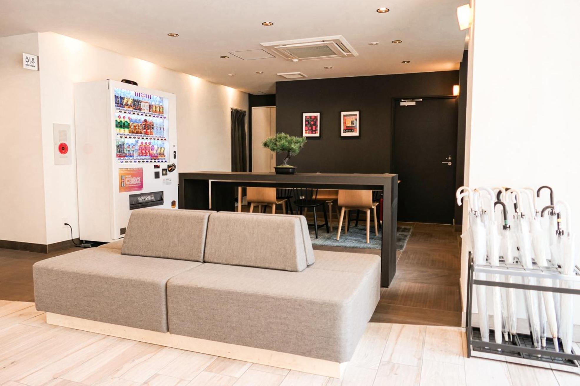 Hotel Wayfarer Matsu à Ōsaka Extérieur photo