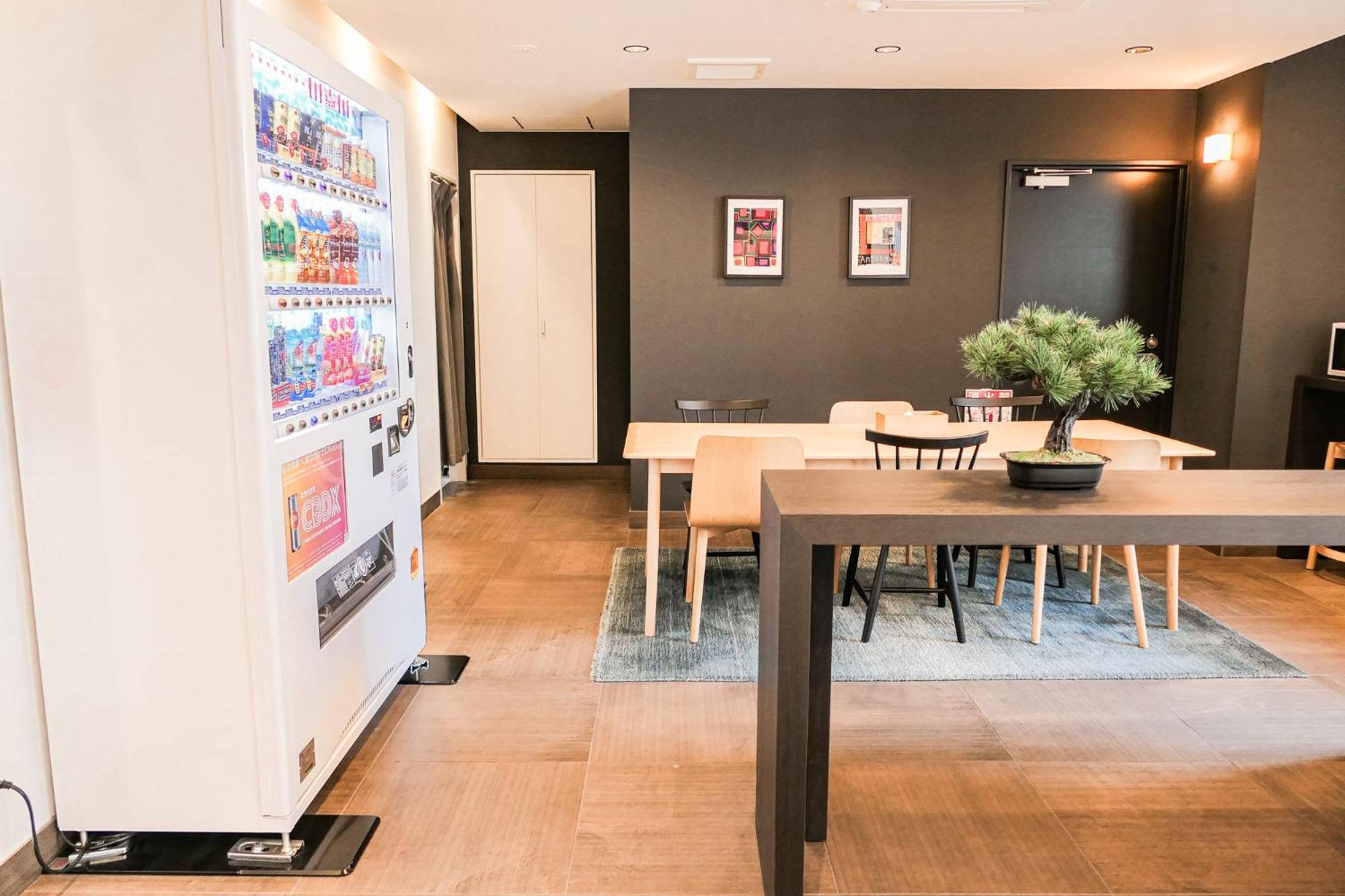 Hotel Wayfarer Matsu à Ōsaka Extérieur photo