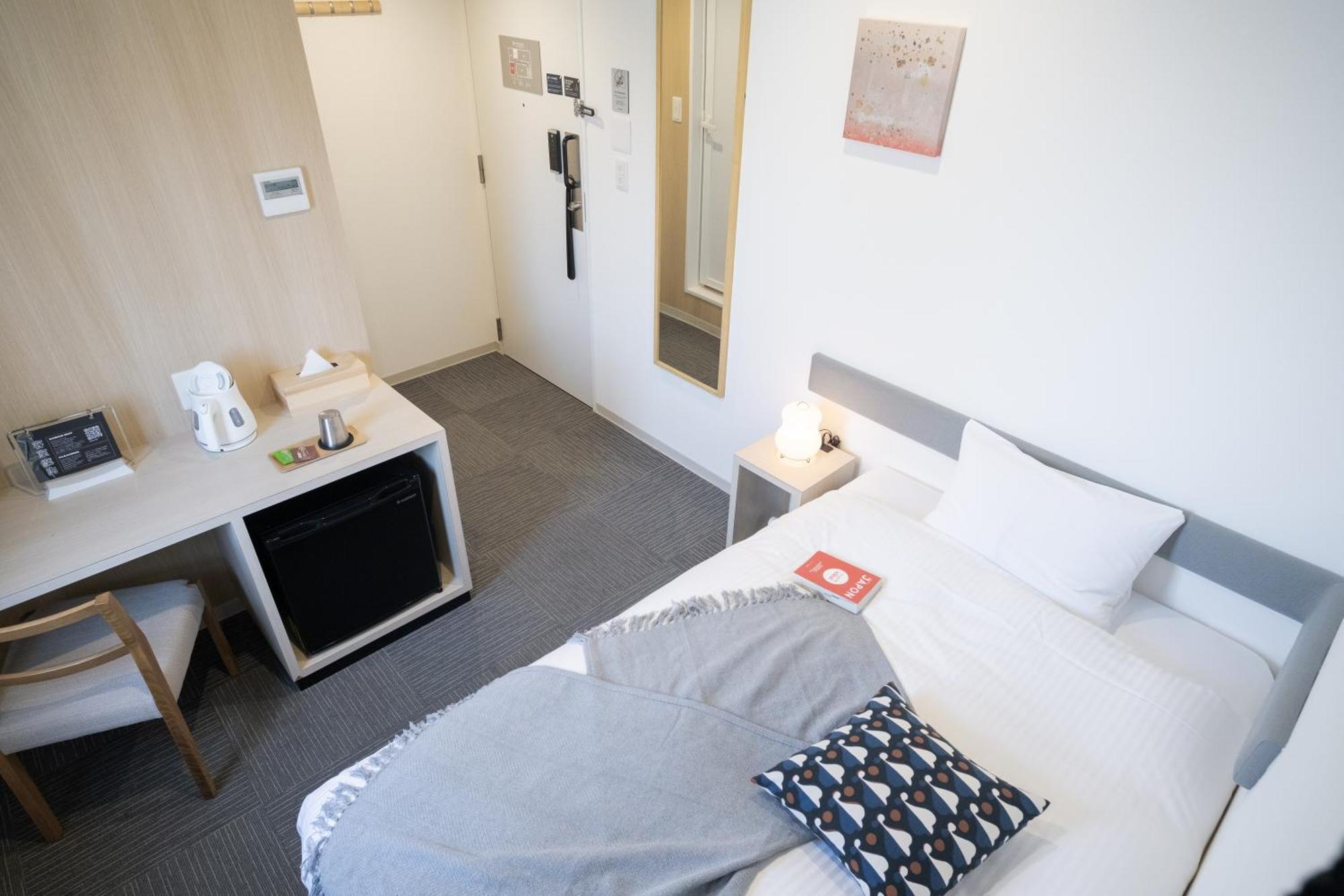 Hotel Wayfarer Matsu à Ōsaka Extérieur photo