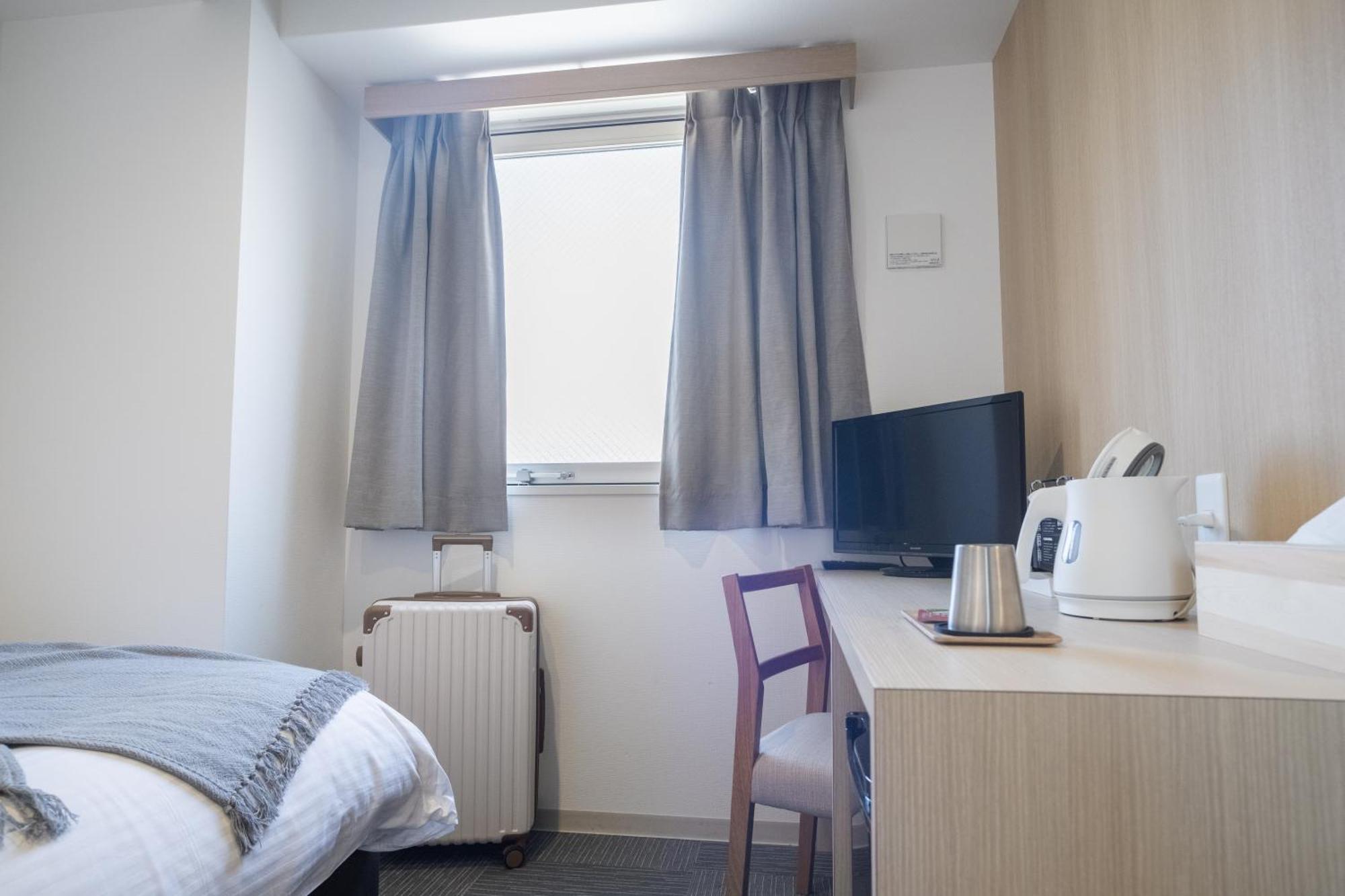 Hotel Wayfarer Matsu à Ōsaka Extérieur photo